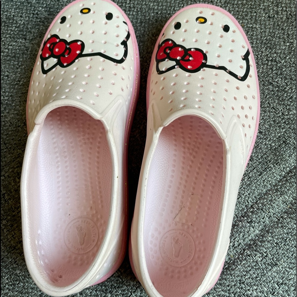 Native sandal size US 3 for 7-8 years old